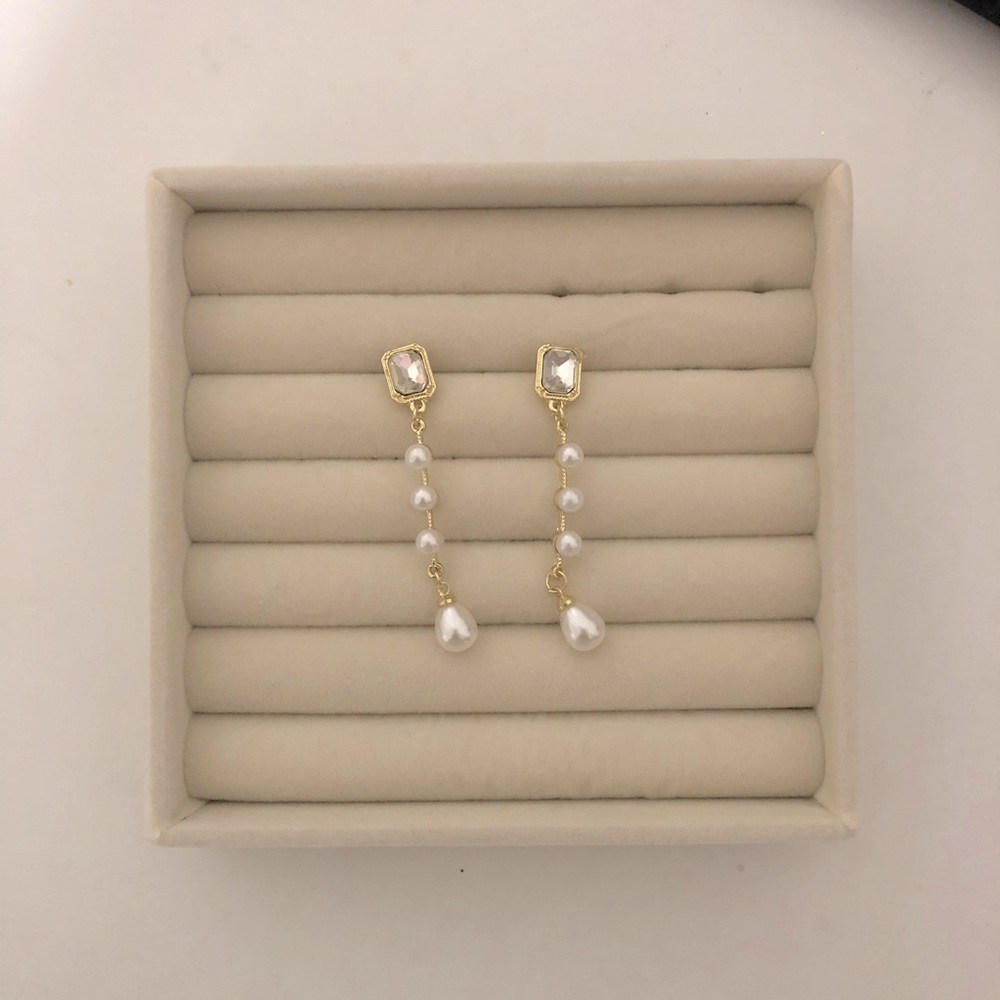 Earring